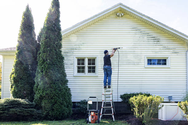 Best Garage Pressure Washing  in Sky Lake, FL